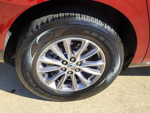 2024 Buick Enclave Premium FWD