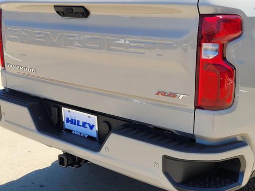 White Sands 2026 Chevrolet Silverado 1500 RST