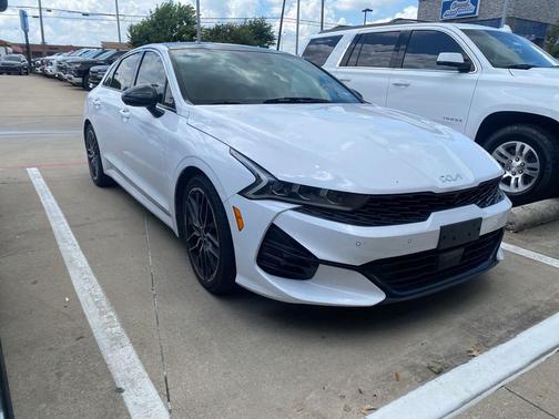 Glacial White Pearl 2023 Kia K5 GT