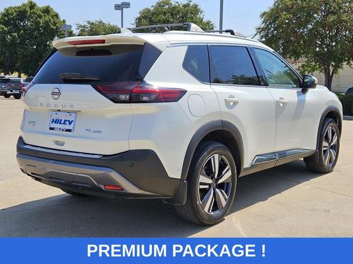 2022 Nissan Rogue SL