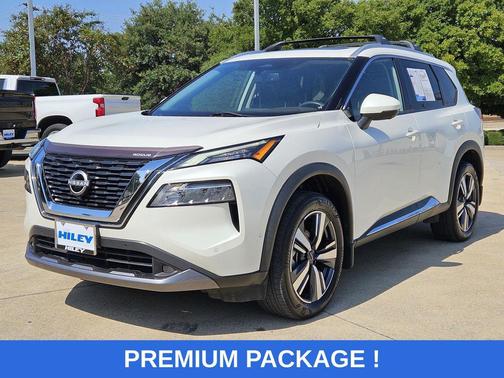 2022 Nissan Rogue SL