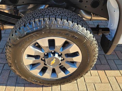 2026 Chevrolet Silverado 2500 Custom