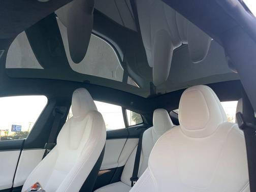 2021 Tesla Model S Performance