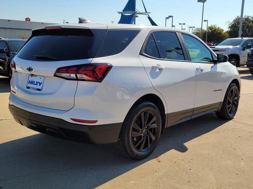 2023 Chevrolet Equinox LS