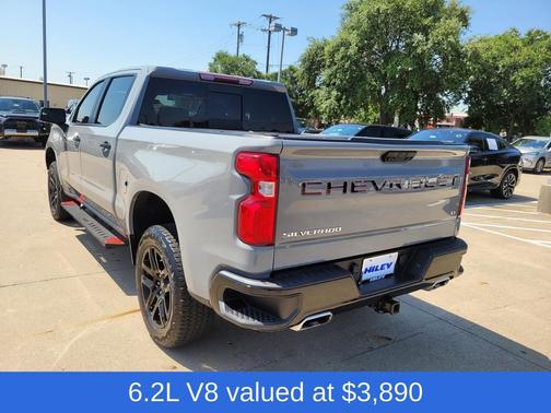 Slate Gray Metallic 2024 Chevrolet Silverado 1500 LT Trail Boss