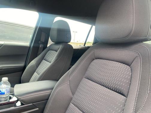 Mosaic Black Metallic 2025 Chevrolet Equinox 1LT