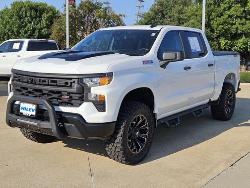 2023 Chevrolet Silverado 1500 Custom Trail Boss