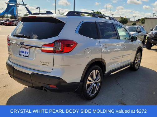 Crystal White Pearl 2020 Subaru Ascent Limited 7-Passenger