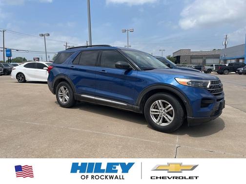 Atlas Blue Metallic 2020 Ford Explorer XLT