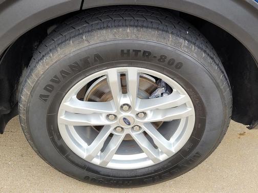 Atlas Blue Metallic 2020 Ford Explorer XLT
