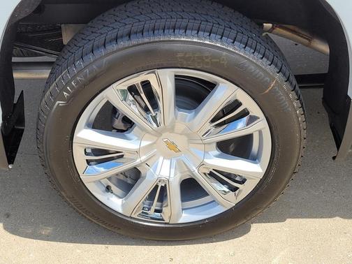 Polar White Tricoat 2026 Chevrolet Silverado 1500 High Country