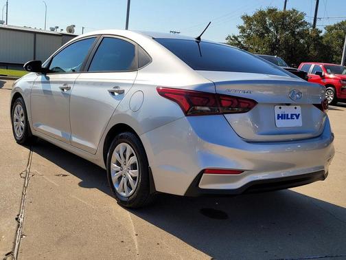 2020 Hyundai Accent SE