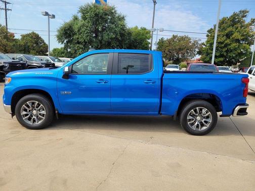 2025 Chevrolet Silverado 1500 LT
