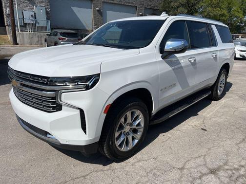 2023 Chevrolet Suburban Premier