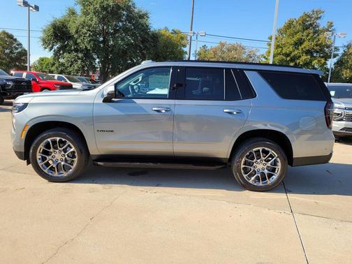 2026 Chevrolet Tahoe 2WD RST