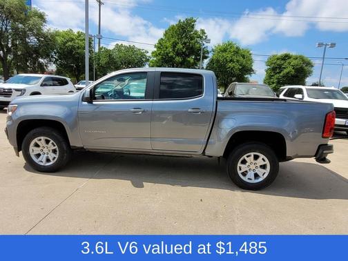 Satin Steel Metallic 2022 Chevrolet Colorado LT
