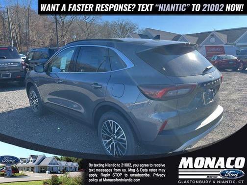 2025 Ford Escape PHEV SE