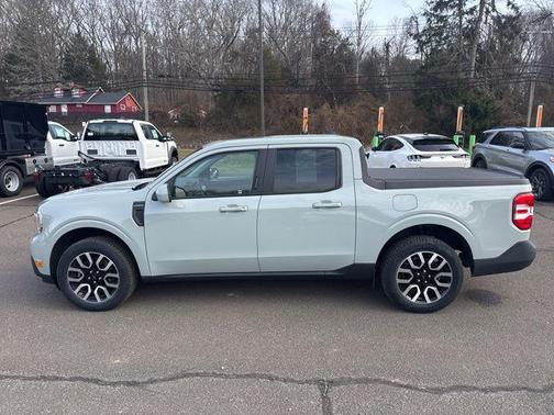 2022 Ford Maverick Lariat
