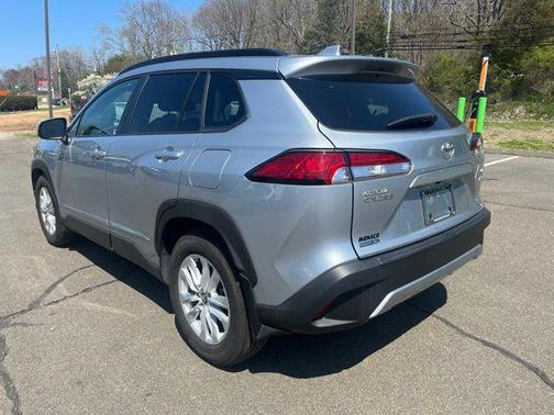 2022 Toyota Corolla Cross LE