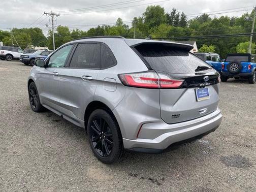 2022 Ford Edge ST Line