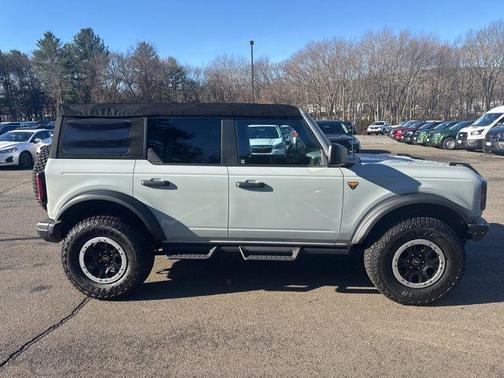2023 Ford Bronco Badlands