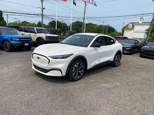 2025 Ford Mustang Mach-E Select