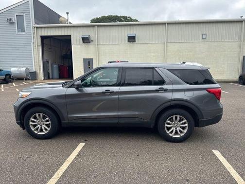 2021 Ford Explorer Base