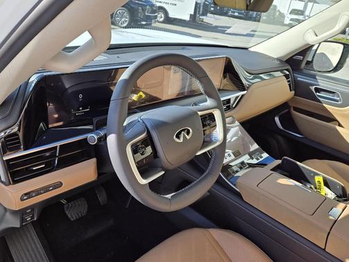 2026 INFINITI QX80 Luxe