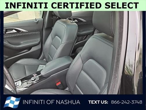 2018 INFINITI QX30 Premium