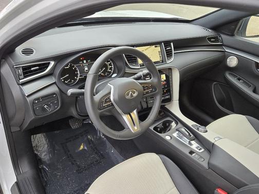 2025 INFINITI QX55 ESSENTIAL