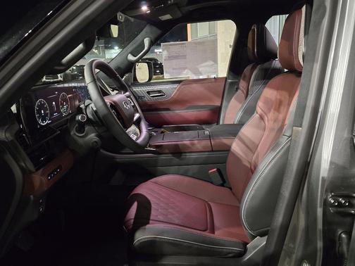 2026 INFINITI QX80 AUTOGRAPH AWD