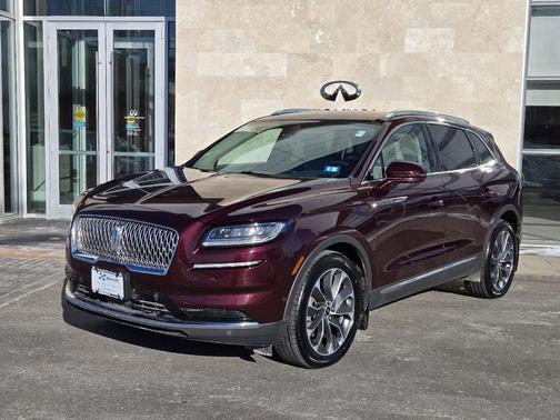 2022 Lincoln Nautilus Reserve