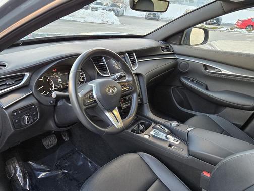 2025 INFINITI QX55 LUXE