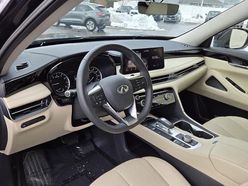 2025 INFINITI QX60 Pure