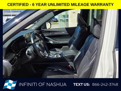 Majestic White/Blk Obsid 2025 INFINITI QX60 AUTOGRAPH
