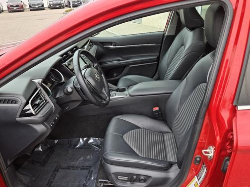 Supersonic Red 2019 Toyota Camry SE