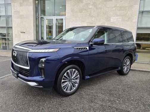 2025 INFINITI QX80 SENSORY AWD