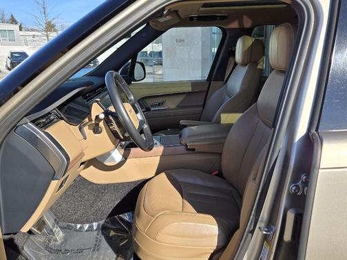 2024 Land Rover Range Rover P400 SE