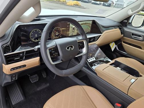 2026 INFINITI QX80 Luxe