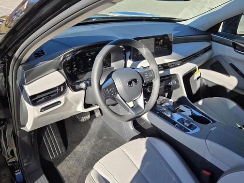 2026 INFINITI QX60 Pure