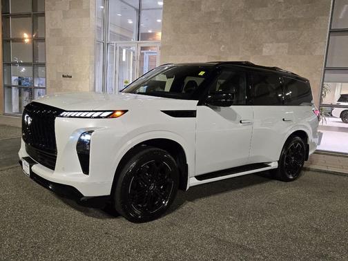 2026 INFINITI QX80 SPORT