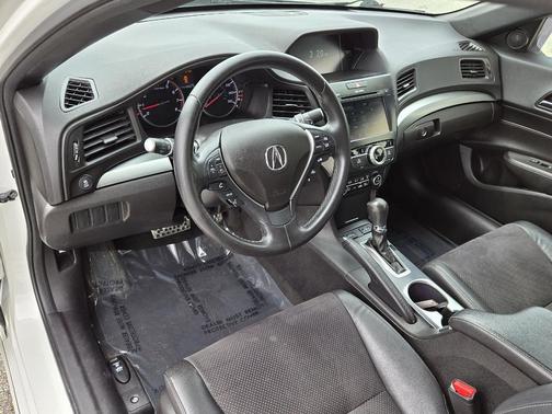 2016 Acura ILX Premium & A-SPEC Packages