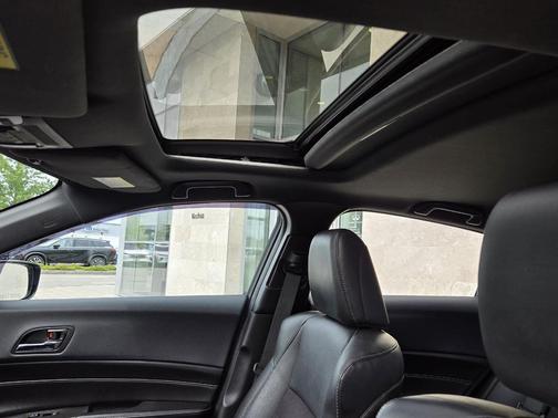 2016 Acura ILX Premium & A-SPEC Packages