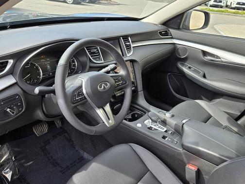 2021 INFINITI QX50 LUXE AWD