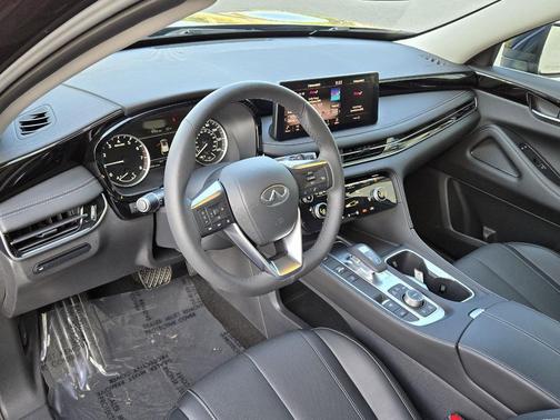 2025 INFINITI QX60 Pure