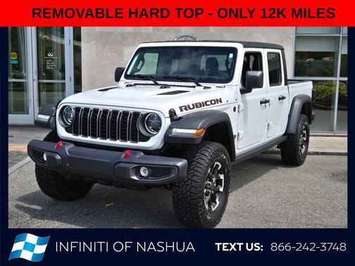 Bright White Clearcoat 2026 Jeep Gladiator Rubicon