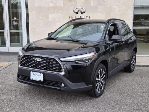 Jet Black 2025 Toyota Corolla Cross XLE