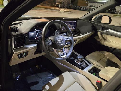 2025 Audi Q5 45 S line Premium