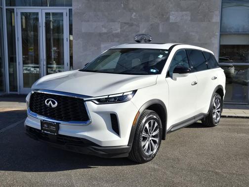 2025 INFINITI QX60 Pure