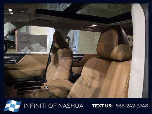 2025 INFINITI QX80 Luxe